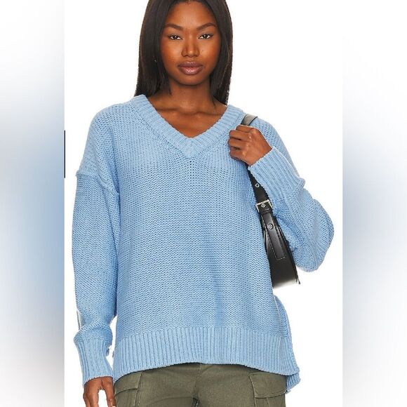 Free People Alli V-neck Sweater Periwinkle Blue Women’s Medium Oversized Cable - Picture 1 of 12